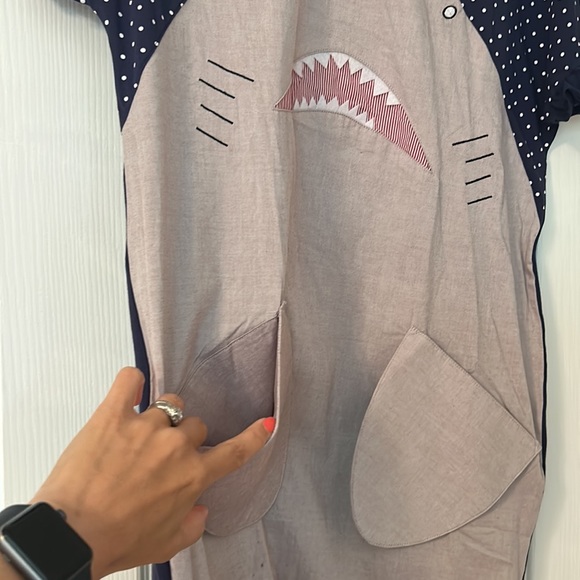 Women’s xs Shark Dress - Picture 2 of 5